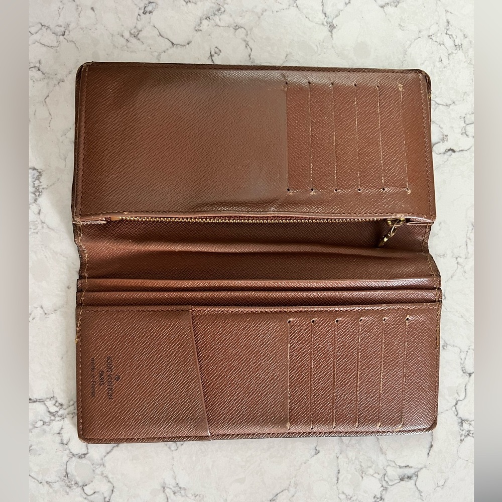 Louis Vuitton Brazza Wallet Date Code: Sp4067 - image 4